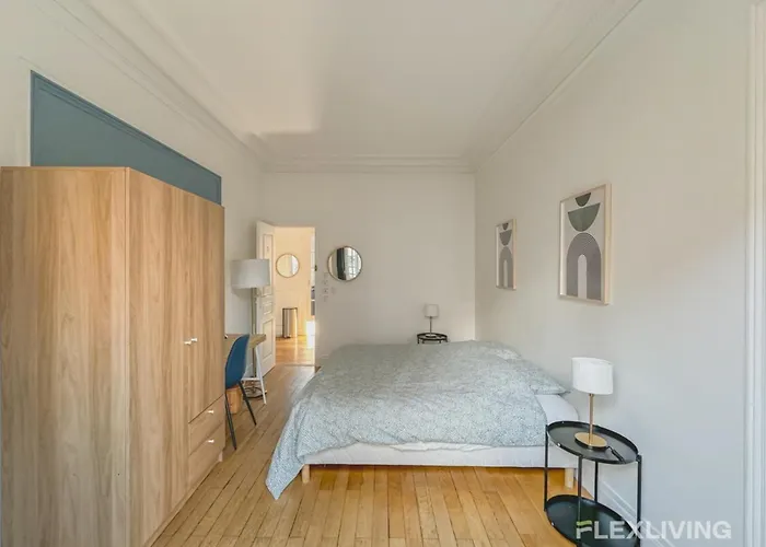 Flexliving - - Felix Faure * Paris